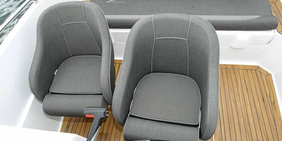 Setene i Finnmaster 55 SC er enkle, men gir grei sittekomfort.