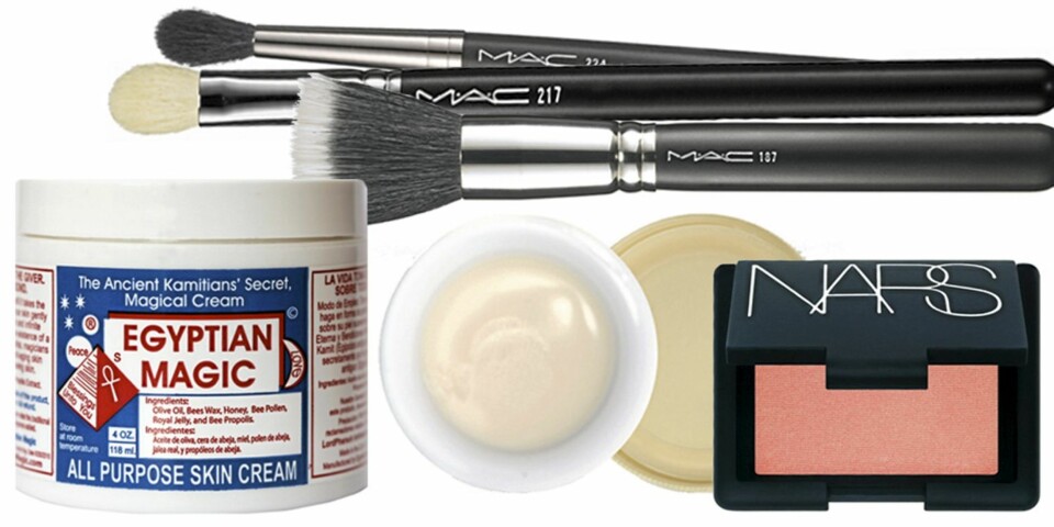 FRA VENSTRE: Egyptian Magic Cream (kr 225), Mac makeupkoster nr. 187 (kr 390), nr. 217 (kr 185) og nr. 224 (kr 275), Korres Guava Lip Butter (kr 129), Nars Blush i fargen Orgasm (ca. kr 170).