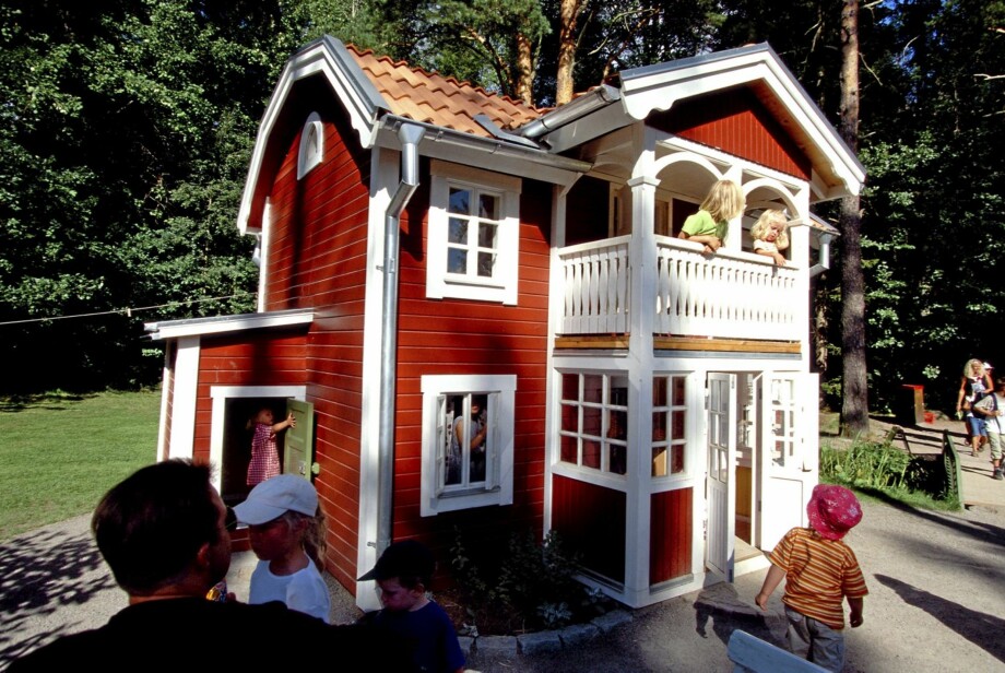 PÅ BESØK: Barna kan dra på besøk til Madikkens hjem i Junibakken. Foto: Astrid Lindgrens Värld