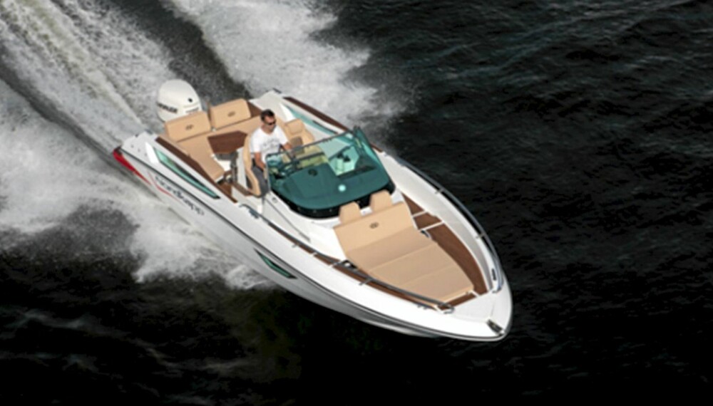 SOLJEGER: Nordkapp 760 Enduro er en kjøreglad fartsbåt for de flotte dagene.