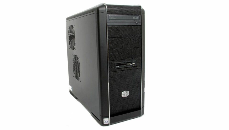 Kabinettet fra Coolermaster har en ren og pen design.
