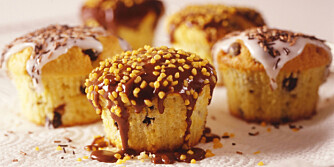 Muffins med sjokoladebiter.
