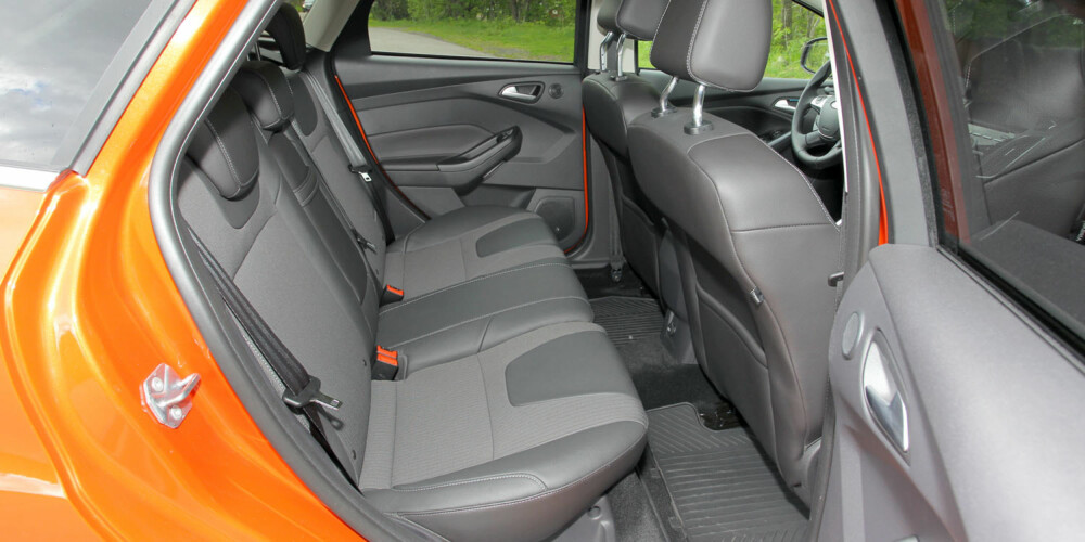 TA PLASS: Plassmessig er Ford Focus blant de rommeligste kompaktbilene. FOTO: Terje Bjørnsen TA PLASS: Plassmessig er Ford Focus blant de rommeligste kompaktbilene. FOTO: Terje Bjørnsen