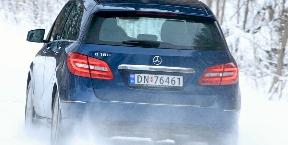 TOPPSCORE: Mercedes B-klasse har fått toppkarakter i klassen for små flerbruksbiler i EuroNCAP-kollisjonstest.