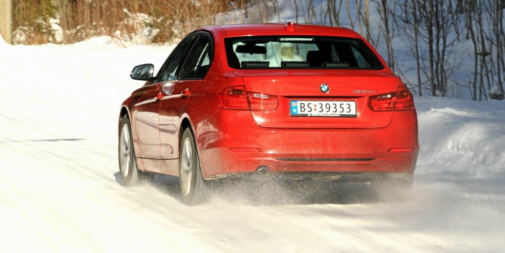 BRA GREP: En elektronisk differensialbrems og smarte styringssystemer gjør BMW 3-serie sikker også på vinterføre.