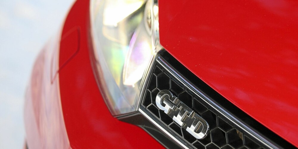 Utvendig er det diskré virkemidler som skiller VW Golf GTD ut som en sportslig modell.