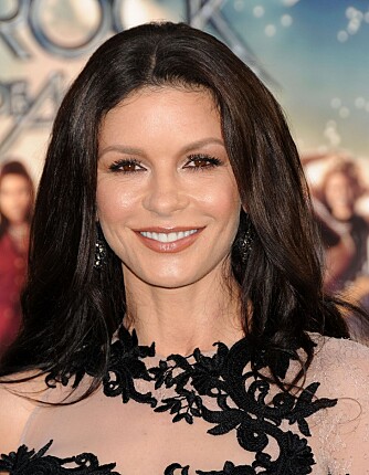 RUND: Catherine Zeta-Jones. RUND: Catherine Zeta-Jones.