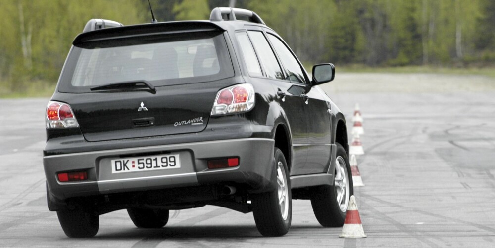 GØYAL: En brukt Mitsubishi Outlander er relativt fin å kjøre, men ikke alle modellene er utstyrt med ESP. GØYAL: En brukt Mitsubishi Outlander er relativt fin å kjøre, men ikke alle modellene er utstyrt med ESP.