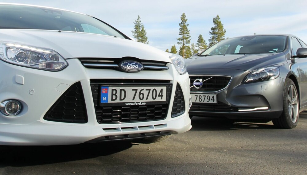 DUELL: Vi har testet Volvos nye storsatsing V40 opp mot stebror Focus, Fords absolutte bestselger. DUELL: Vi har testet Volvos nye storsatsing V40 opp mot stebror Focus, Fords absolutte bestselger.