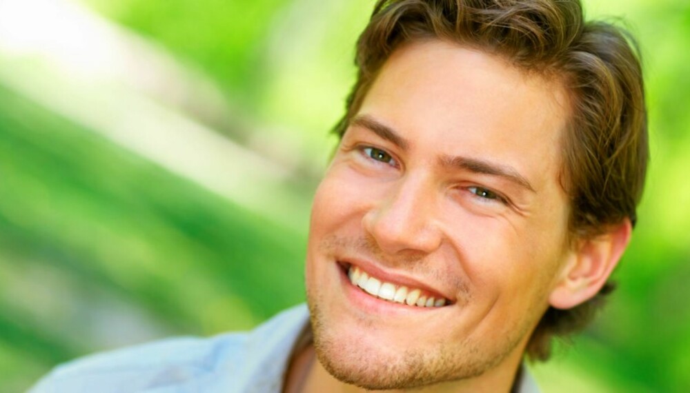 PENT SMIL: Er det ille fatt, kan du vurdere estetisk tannpleie. Bleking er mest populært.