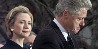 AVSLØRT: Bill Clinton hevdet hardnakket at han ikke hadde hatt noen affære med Monika Lewinsky. Noen forskere mener at såkalte mikrouttrykk avslørte den tidligere presidenten. AVSLØRT: Bill Clinton hevdet hardnakket at han ikke hadde hatt noen affære med Monika Lewinsky. Noen forskere mener at såkalte mikrouttrykk avslørte den tidligere presidenten.