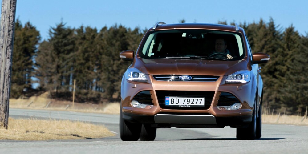 KOMFORT: Med det mykeste understellet må Ford Kuga gi seg først når den settes på tøffe prøver. Men den har best komfort med normal kjøring. FOTO: Petter Handeland KOMFORT: Med det mykeste understellet må Ford Kuga gi seg først når den settes på tøffe prøver. Men den har best komfort med normal kjøring. FOTO: Petter Handeland