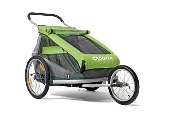 SYGGELVOGN FOR TO BARN: Modellen Croozer KID2
 er en sykkelhenger for to barn som enkelt kan slås sammen eller gjøres om til joggevogn. Pris: Ca 3500 kroner.