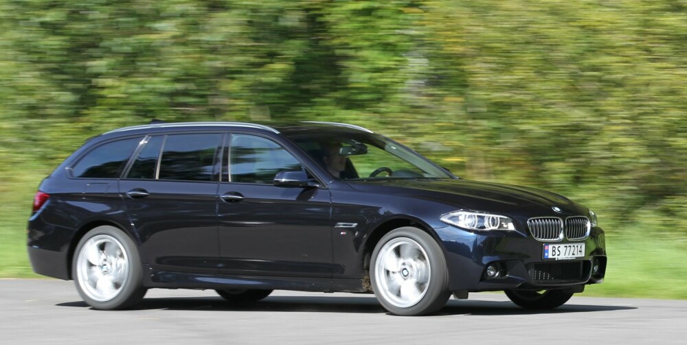 STORT: Langt panser er et BMW-kjennetegn. Testbilens 19-tommershjul ser bra ut, men har komfortulemper. FOTO: Petter Handeland STORT: Langt panser er et BMW-kjennetegn. Testbilens 19-tommershjul ser bra ut, men har komfortulemper. FOTO: Petter Handeland