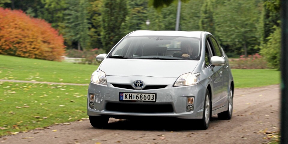 Frogner 05102010 Toyota Prius Plug in Hybrid