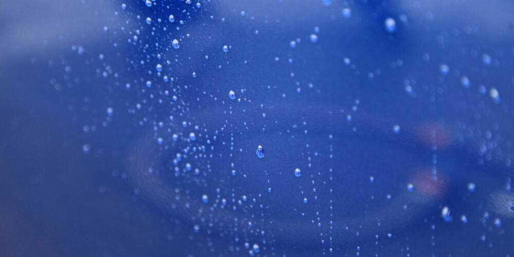 SLIK: At vannet perler av indikerer god vask med riktig produkt. FOTO: Terje Haugen