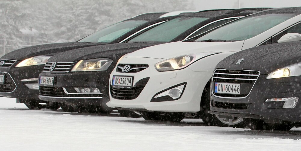 FORNUFTIGE, MEN IKKE FESTLIGE FIRE: Ford Mondeo 1,6 TDCI, Hyundai i40 1,7 CRDi (115 hk), Peugeot 508 SW 1,6 HDi og VW Passat 1,6 TDI FORNUFTIGE, MEN IKKE FESTLIGE FIRE: Ford Mondeo 1,6 TDCI, Hyundai i40 1,7 CRDi (115 hk), Peugeot 508 SW 1,6 HDi og VW Passat 1,6 TDI