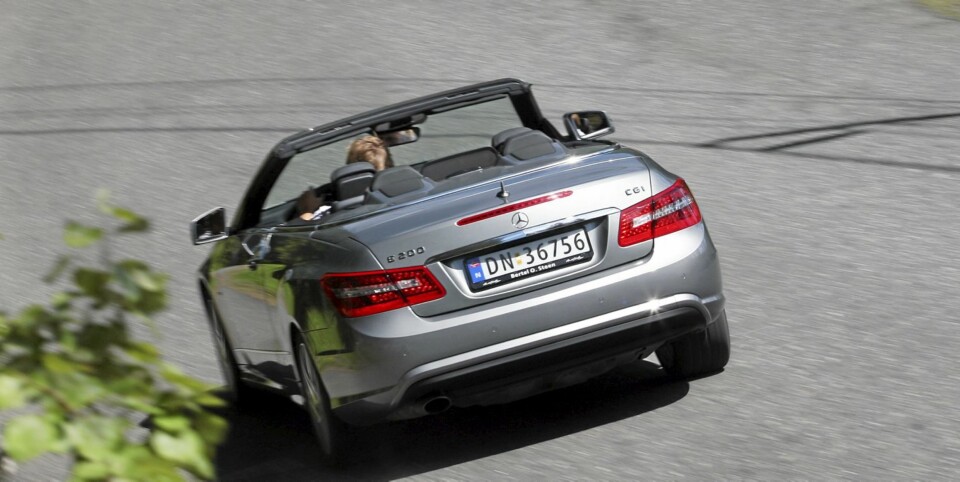 SOLID: Mercedes leveres kjøreegenskaper på det trygge. Veldig spennende er det ikke, men derimot veldig udramatisk.