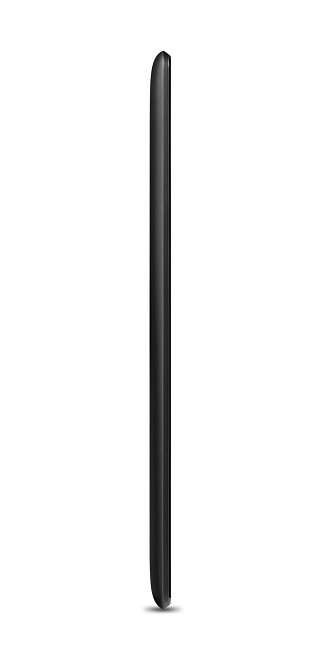 KOMPAKT: Nexus 7 er lett og tynt og er godt å holde med en avrundet kant og an gummiert bakside.