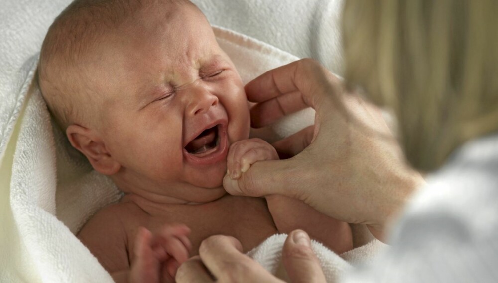 BABY 4 UKER: Når babyen er én måned gammel har du nok begynt å få teken på babystellet. BABY 4 UKER: Når babyen er én måned gammel har du nok begynt å få teken på babystellet.