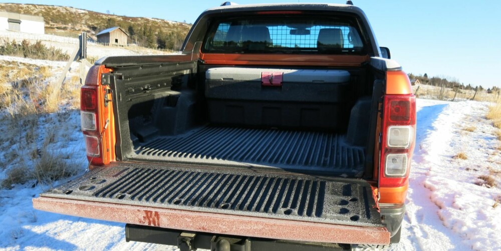 Lasteplanet på Double Cab har en lengde på 1,549 meter Lasteplanet på Double Cab har en lengde på 1,549 meter