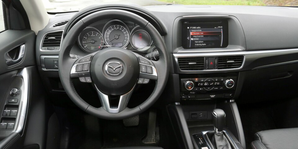 SYNES BEST HER: Innvendig er endringene mer merkbare enn utvendig. Opprydningen i midtkonsollen er vellykket.