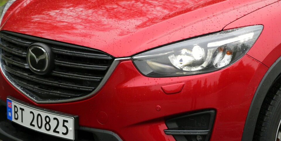 LED: På utstyrsversjonene Vision og Optimum er LED hovedlys standard. Det er en fordel ved mørkekjøring.