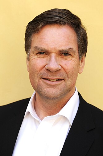 HUMOR OG RELASJONER ER VIKTIG: Ifølge Jon Morten Melhus er forholdet du har til dine kolleger av stor betydning for engasjementet på jobb. Det holder ikke å tenke at det er nok å være gode i selve jobben. HUMOR OG RELASJONER ER VIKTIG: Ifølge Jon Morten Melhus er forholdet du har til dine kolleger av stor betydning for engasjementet på jobb. Det holder ikke å tenke at det er nok å være gode i selve jobben.