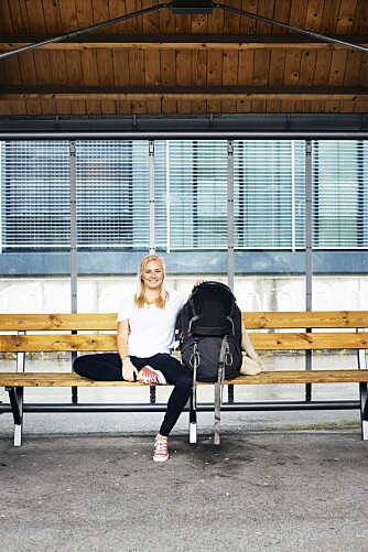 BYTTET UT RANSEL MED BACKPACKERSEKK: – Fram til jeg var 18 år var planen å bli politi. Men så dro jeg på utveksling i USA, og kom hjem hakket mer opprørsk enn jeg var da jeg dro, sier Kathrine.