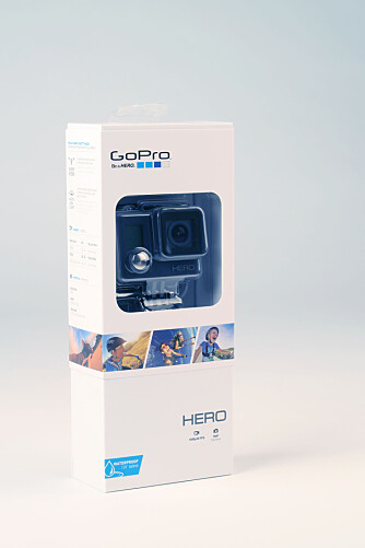 DYRT OG BILLIG: GoPro Hero er dyrest i testen med en prislapp på ca. 1200 kroner. Det er likevel fortsatt rimelig billig for et actionkamera, spesielt med GoPro-logo.