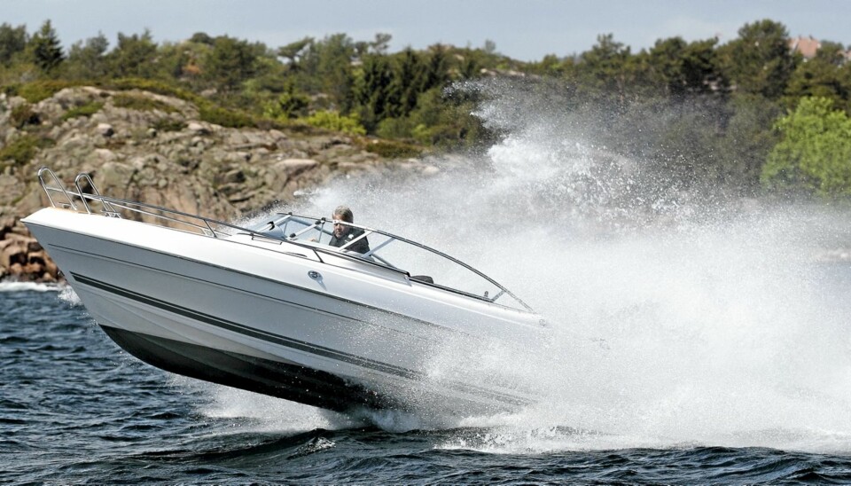 TØFFING: Den nye Ibiza 22 Bow Rider takler røffe forhold uten å klage.
