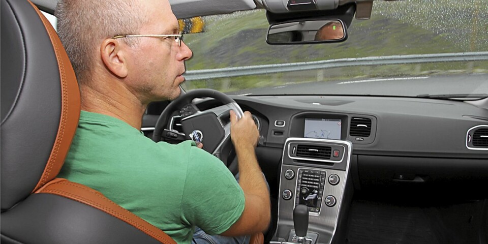 Volvo S60 mangler litt på å være blant de beste i klassen forbruksmessig. Men som kjøremaskin er den en førerfavoritt.
