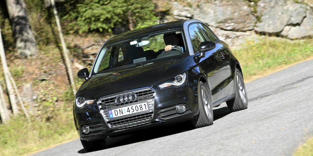 KJØREGLAD: Audi A1 er ikke like kompromissløs som en Mini, men takler svinger minst like godt. KJØREGLAD: Audi A1 er ikke like kompromissløs som en Mini, men takler svinger minst like godt.
