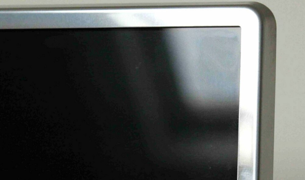PEN: En børstet ramme i aluminium er med på å heve kvalitetsinntrykket av TV-en.