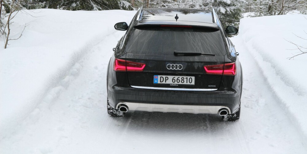 QUATTRO: Et klart flertall av Audi A6-ene som selges i Norge, har firehjulsdrift. Allroad-utgaven koster rundt 50.000 kroner mer enn en A6 stasjonsvogn med samme motor. FOTO: Øyvind Jakobsen QUATTRO: Et klart flertall av Audi A6-ene som selges i Norge, har firehjulsdrift. Allroad-utgaven koster rundt 50.000 kroner mer enn en A6 stasjonsvogn med samme motor. FOTO: Øyvind Jakobsen