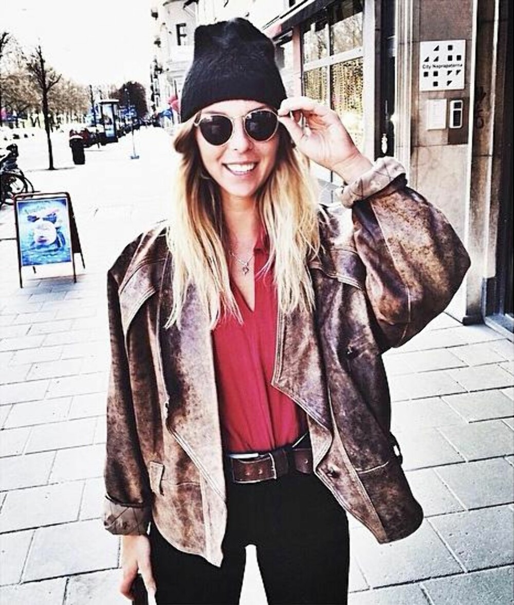 FANNY: Kunststudent / @schulverket FANNY: Kunststudent / @schulverket