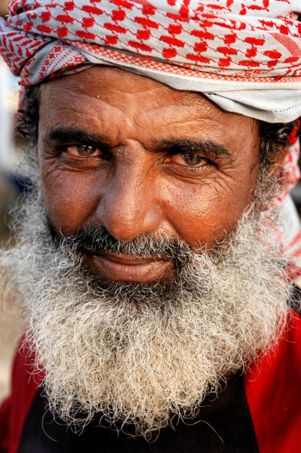DRØMMER OM DGAMLE DAGER: Abdul er 50 år, og forteller alle som vil høre om hvor mye rikere og tryggere havet var i hans yngre dager. Den gang Somalia hadde kontroll over sine innbyggere var dette et trygt hav, minnes han.