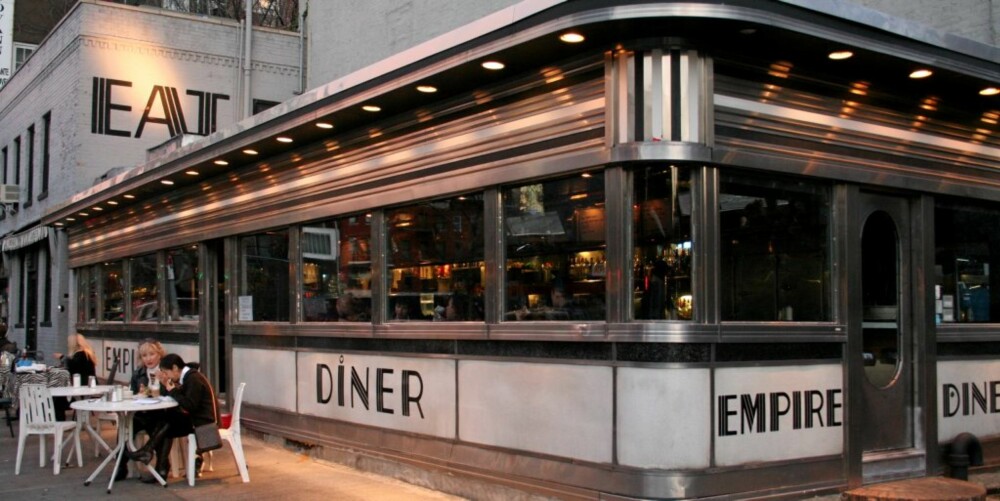 EMPIRE DINER: En kul og nostalgisk blikkboks av en restaurant.