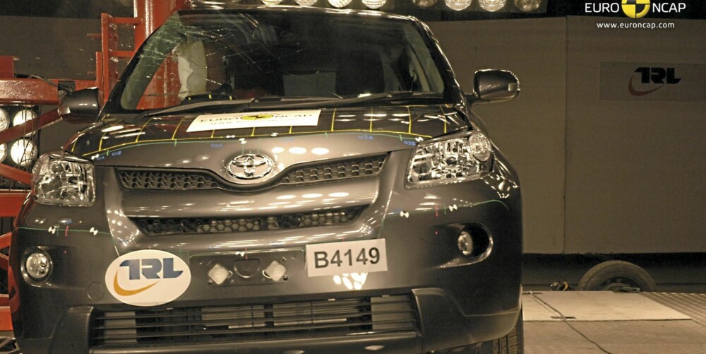EN TRØKK: Urban Cruiser fikk ikke god score i krasjtesten i EuroNCAP. Spesielt i sidekollisjonen var skadene for store. EN TRØKK: Urban Cruiser fikk ikke god score i krasjtesten i EuroNCAP. Spesielt i sidekollisjonen var skadene for store.