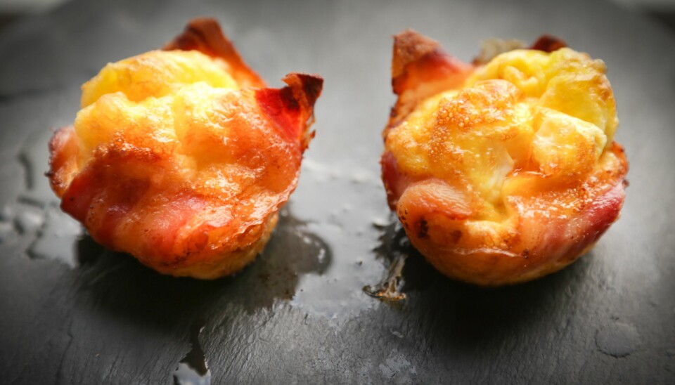 EGG OG BACON: Slik har du aldri laget egg og bacon før.