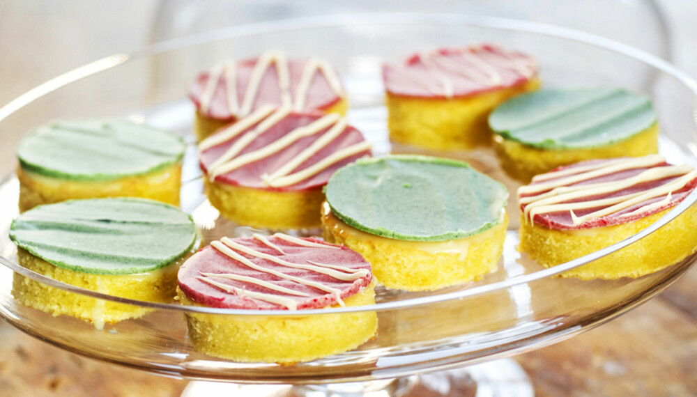 Regnbue Petit Four