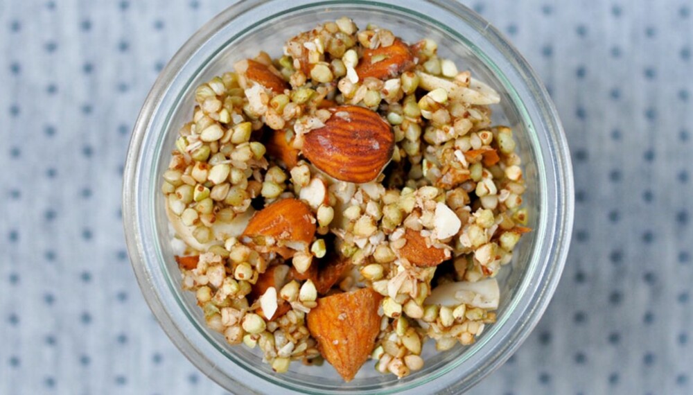 OPPSKRIFTER MED BOKHVETE: Lag din egen granola andre ting med bokhvete. OPPSKRIFTER MED BOKHVETE: Lag din egen granola andre ting med bokhvete.