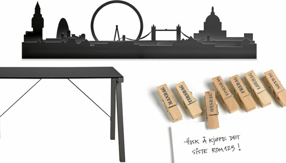 GJØR RENT BORD: Skyline London, kr 1699, Bolina. Typhoon skrivebord i svart stål, b125 x d65 x h78 cm, kr 995, Skeidar, og klesklyper med ukedagene på, kr 79, Bolina.