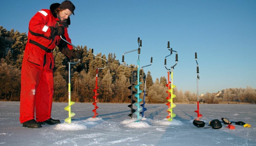 PRØVEBORING: Borene ble testet på 19 cm tykk stålis på Østensjøvannet i Oslo i midten av desember. PRØVEBORING: Borene ble testet på 19 cm tykk stålis på Østensjøvannet i Oslo i midten av desember.