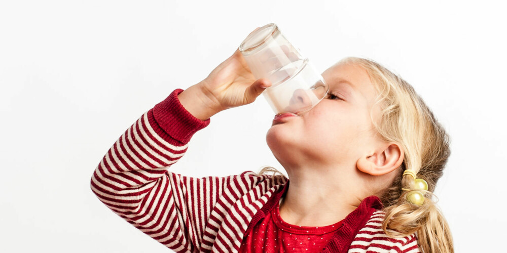 DET VAR GODT: Aurora vil gjerne få med seg den siste slurken.