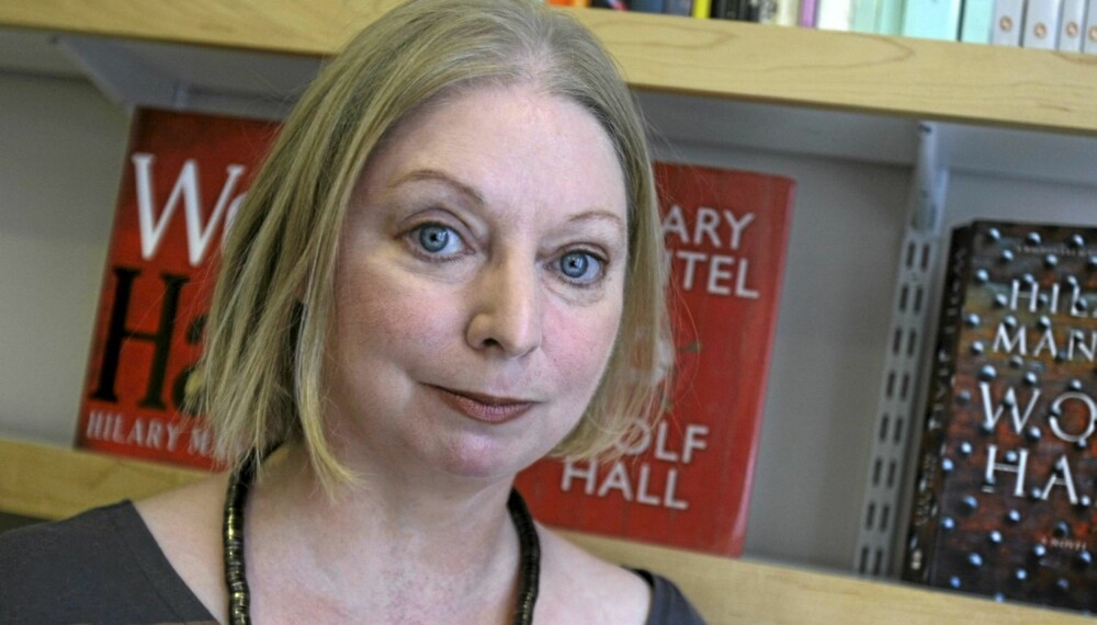 Hilary Mantel, som i 2009 vant den prestisjetunge Booker Prize for romanen "Wolf Hall" skaper debatt med sitt utspill om at tenåringsjenter bør få barn. Hilary Mantel, som i 2009 vant den prestisjetunge Booker Prize for romanen "Wolf Hall" skaper debatt med sitt utspill om at tenåringsjenter bør få barn.