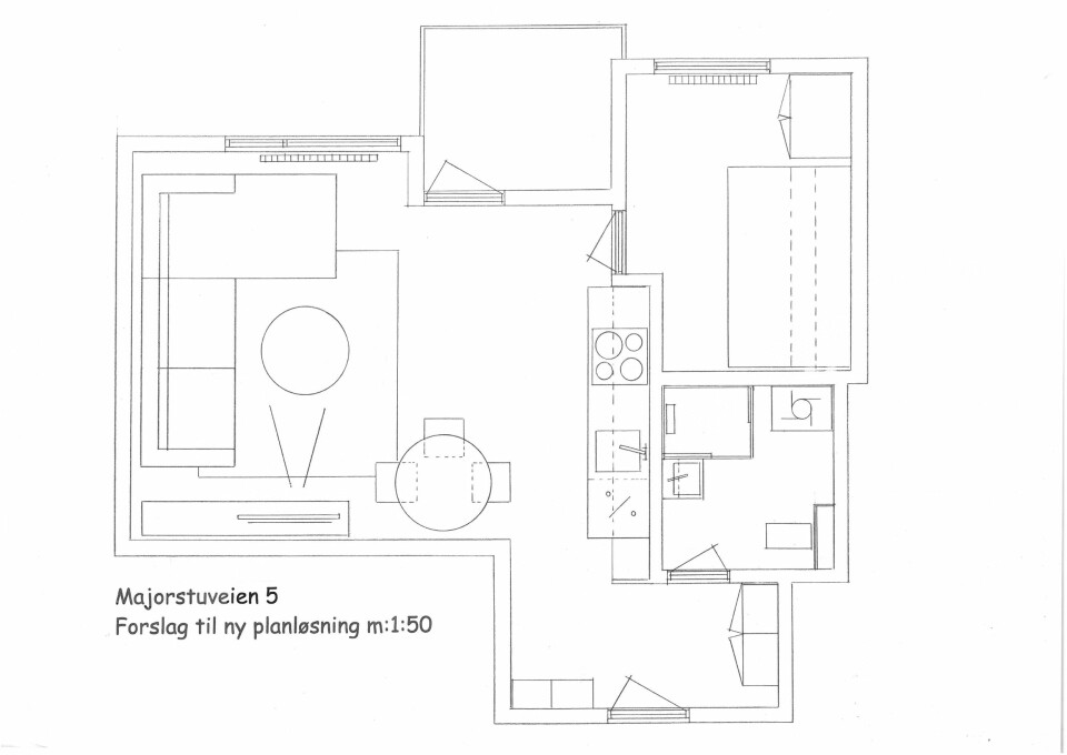 Ny planløsning. Kjøkkenet ble trukket inn i stuen, og soverommet ble lagt der det gamle kjøkkenet lå.
