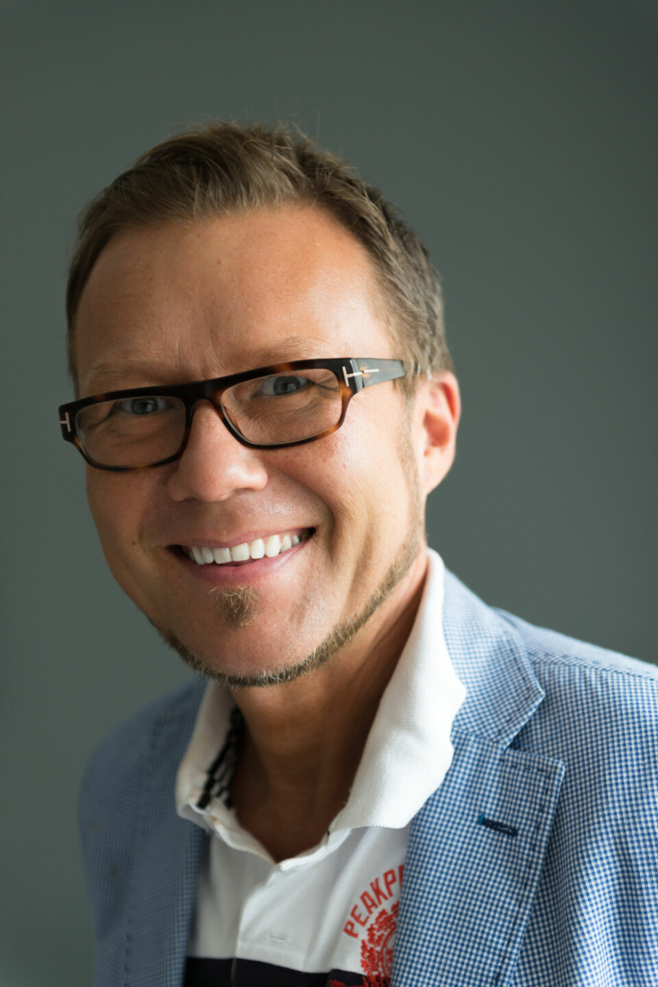 En man med en plan. Interiørarkitekt MNIL Bernt A. Pedersen finner løsninger for alt.