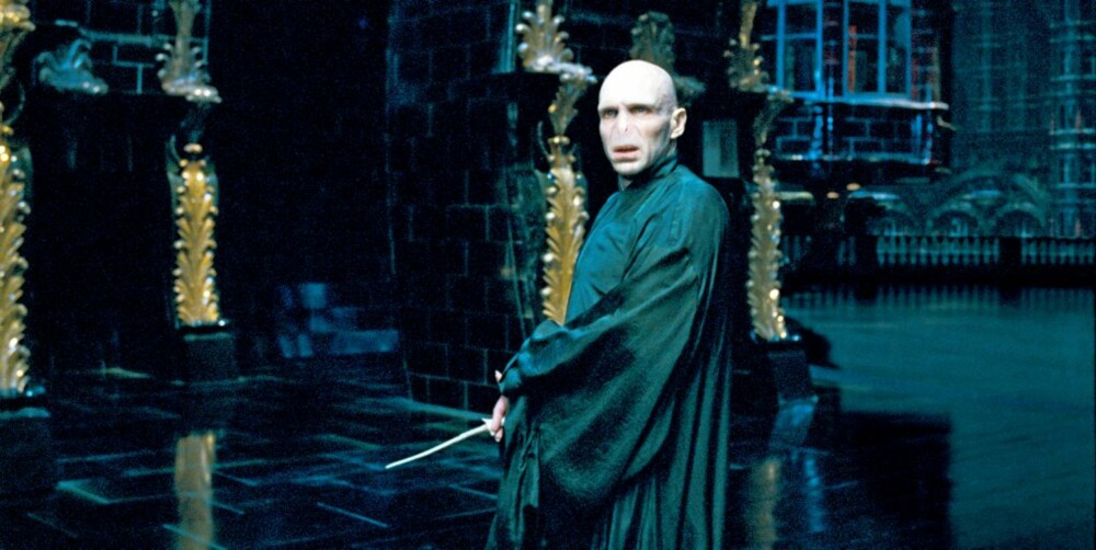 TIDENES VERSTE: Lord Voldemort, som drepte foreldrene til Harry Potter, har blitt kåret til den aller verste filmskurken gjennom tidene.