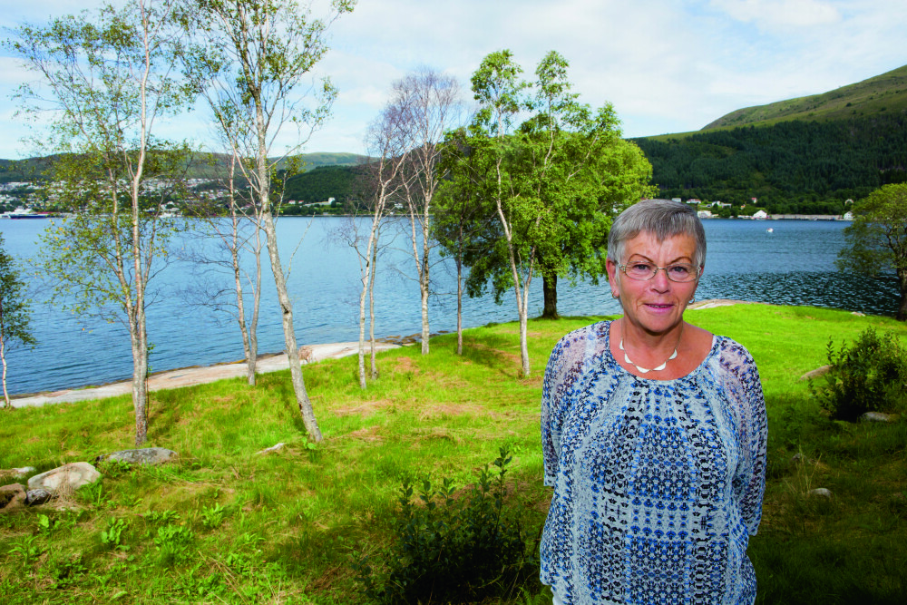 ADOPTERT: Tyskerbarnet Jorunn Ågot ble adoptert bort da hun var lite barn. Hun kom til snille adoptivforeldre i Ulsteinvik. Hun bor fremdeles på det naturskjønne stedet der hun vokste opp. ADOPTERT: Tyskerbarnet Jorunn Ågot ble adoptert bort da hun var lite barn. Hun kom til snille adoptivforeldre i Ulsteinvik. Hun bor fremdeles på det naturskjønne stedet der hun vokste opp.